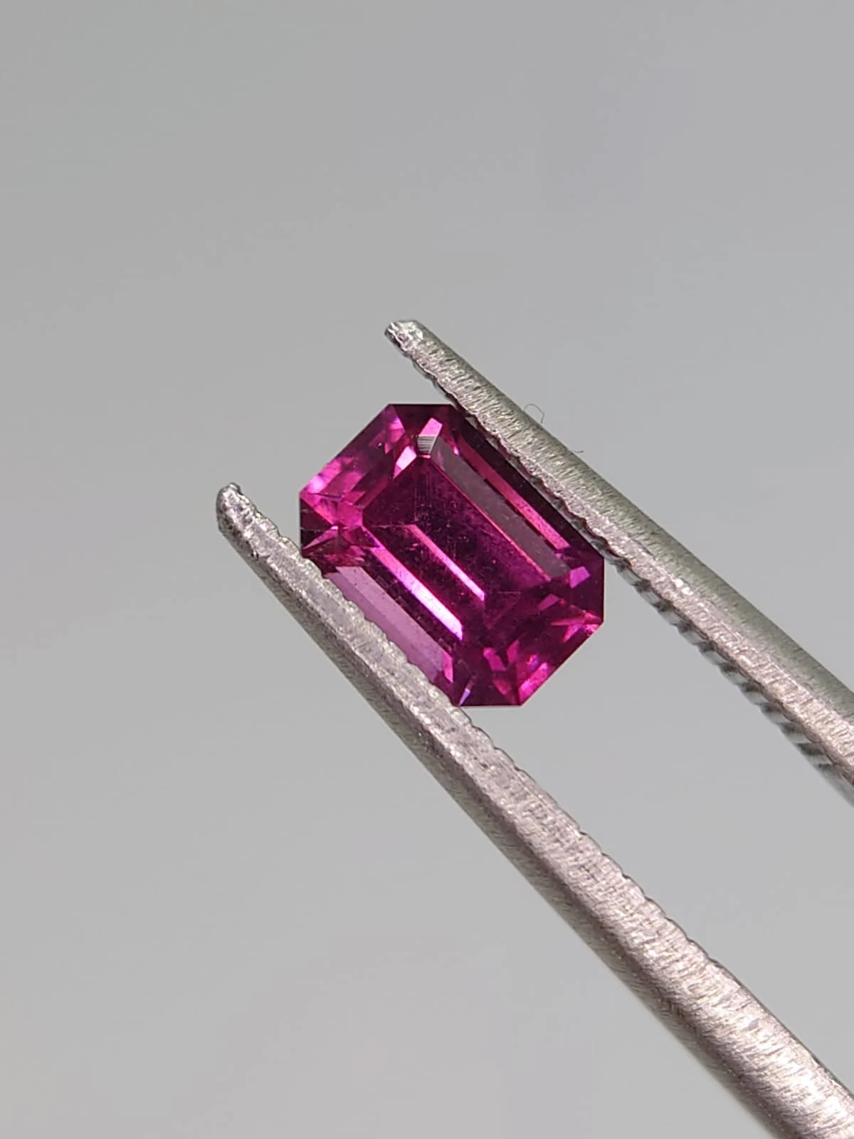 0.8ct Natural Umbalite Garnet Loose Gemstone from Tanzania — view 3